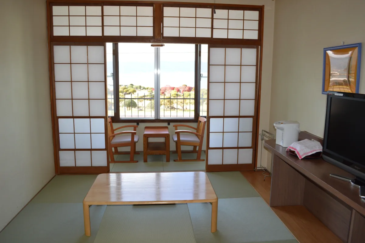 客室から望む諏訪湖